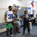 Brandon Carr Visits Larson Elementary